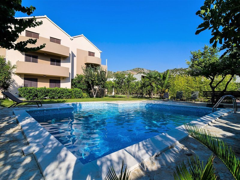 Apartments Setemana
