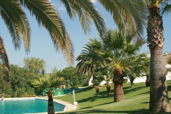 Moura Golf Village