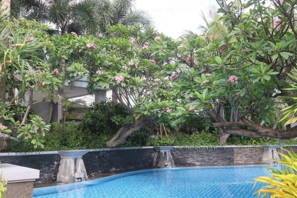 Java Paragon Hotel & Residences