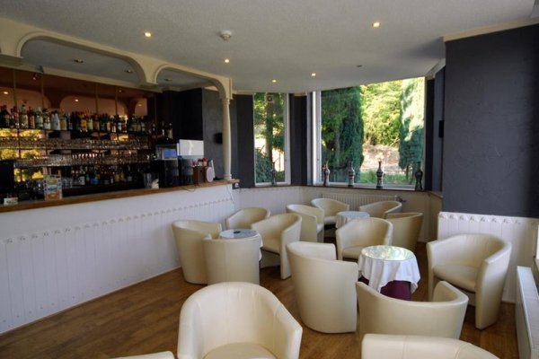 New Hotel de Lives