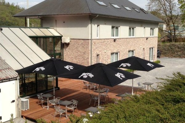 New Hotel de Lives