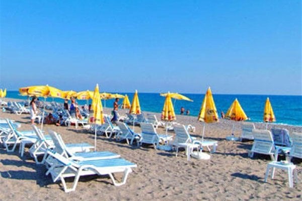Aperion Beach Hotel