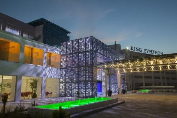 King Evelthon Beach Hotel And Resort