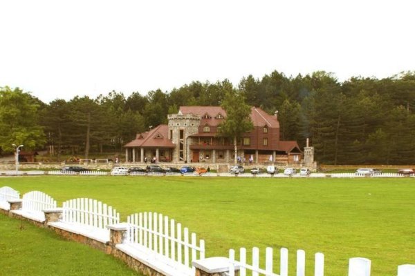 Natyral Razma Resort