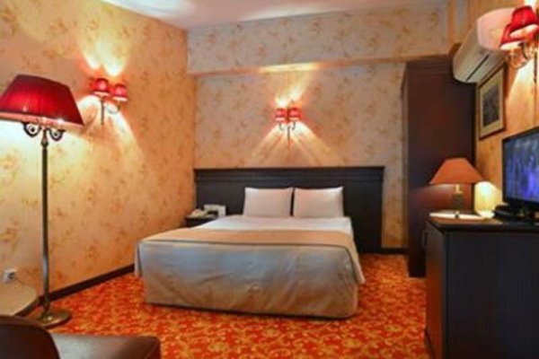Pera Rose Hotel