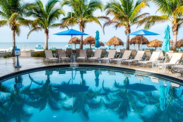 The Naples Beach & Golf Club