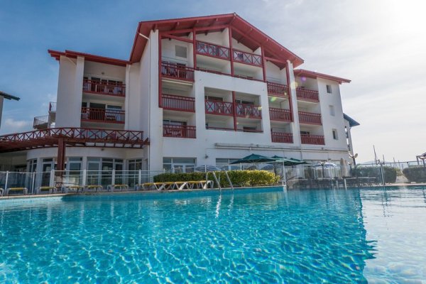 Mer & Golf Apparthôtel Hendaye  Résidence Sokoburu