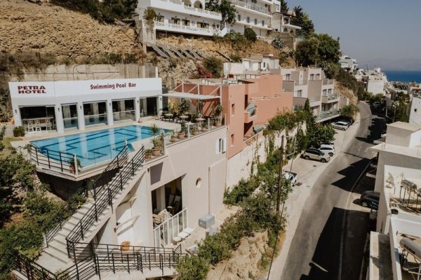 Petra Hotel