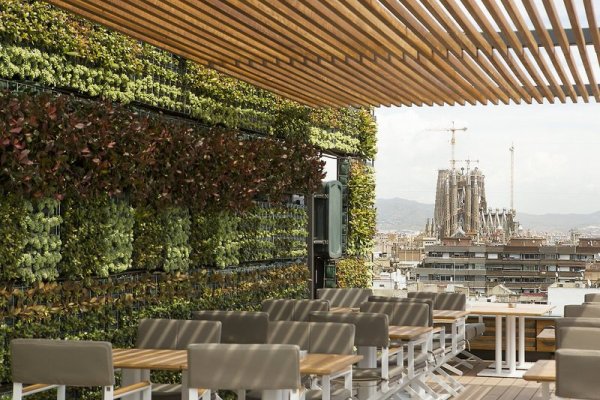 Majestic Hotel & Spa