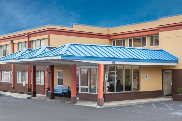 Days Inn by Wyndham Albany SUNY