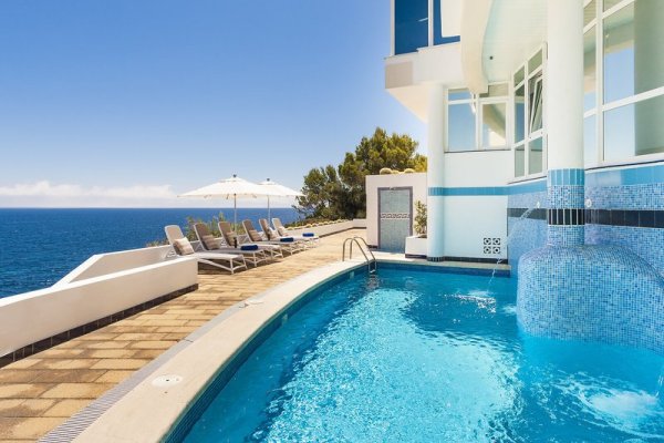Globales Apartamentos Cala Viñas