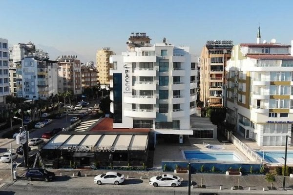 Pacco Boutique Hotel