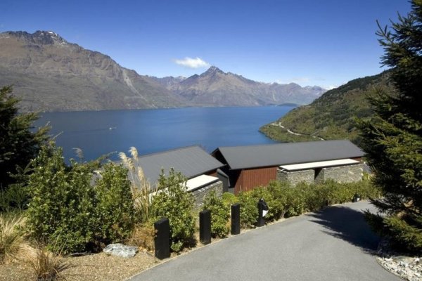 Azur Lodge