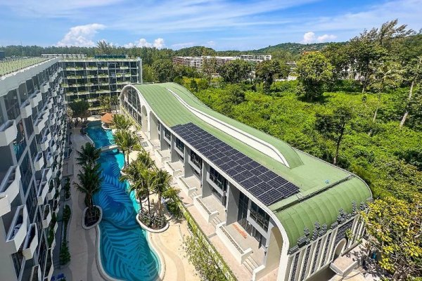 La Green Hotel & Residence