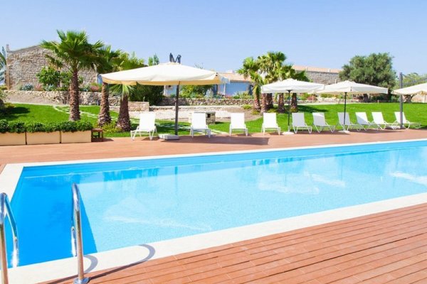 Casal Di Noto Resort