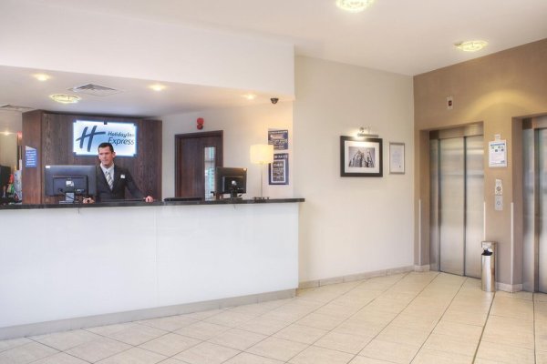 Holiday Inn Express Glasgow  City Center Theatreland