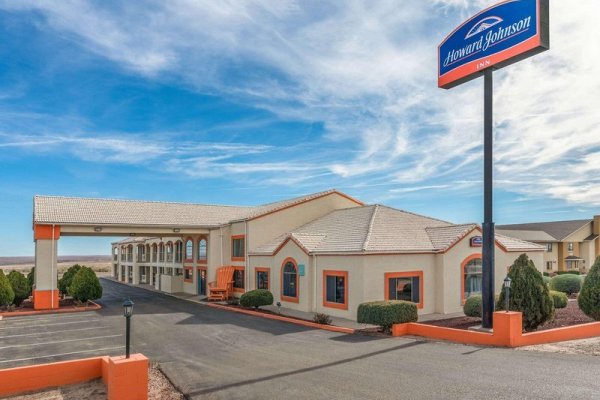 Howard Johnson Holbrook