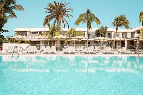 Las Buganvillas