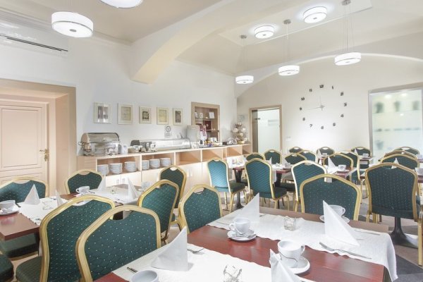 Hotel Lunik