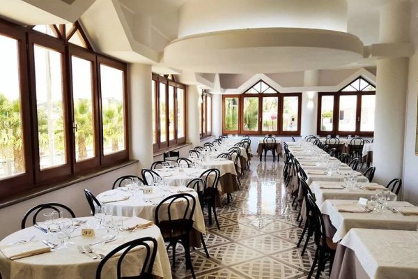 Hotel Baia Del Capo