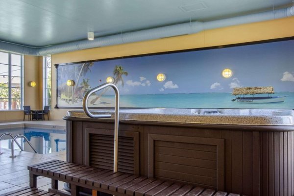 Comfort Inn & Suites St. Nicolas
