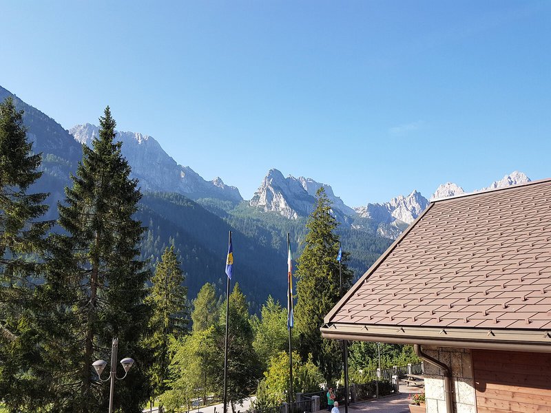 Bella Italia & EFA Village