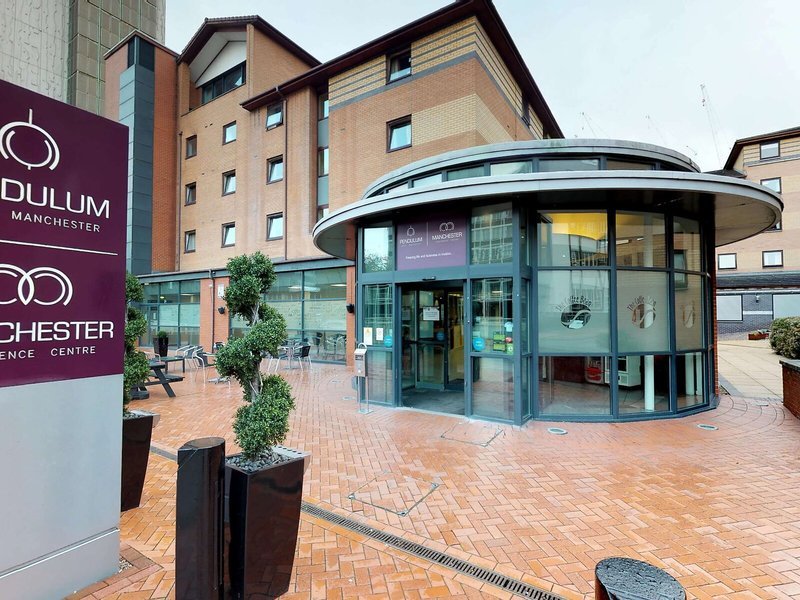 Pendulum Hotel