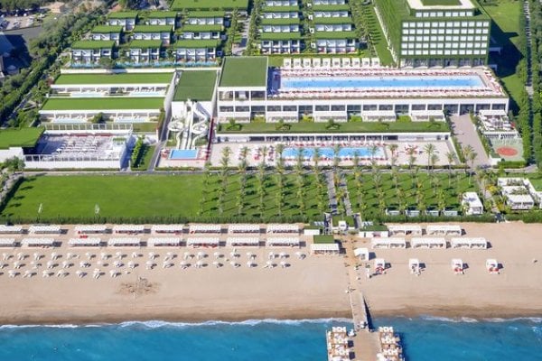 Adam & Eve Hotel