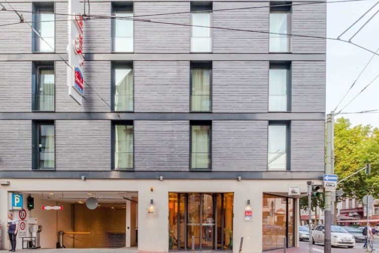 Star Inn Hotel Frankfurt Centrum, by Comfort