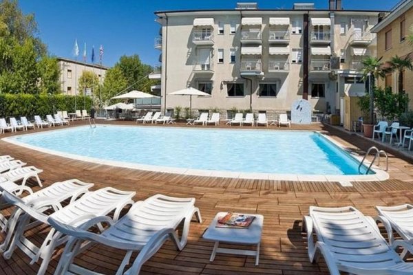 Hotel St. Moritz