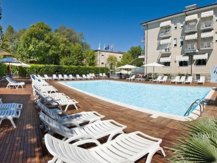 Hotel St. Moritz