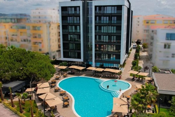 Supreme Hotel & Spa