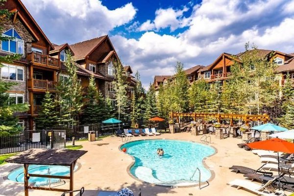 Stoneridge Mountain Resort
