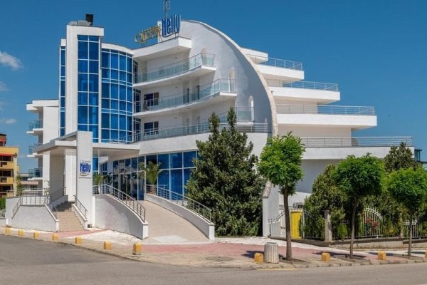 Hotel Queen Nelly