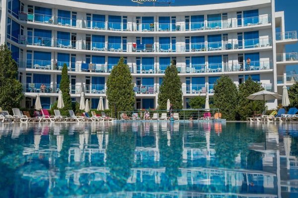 Hotel Queen Nelly