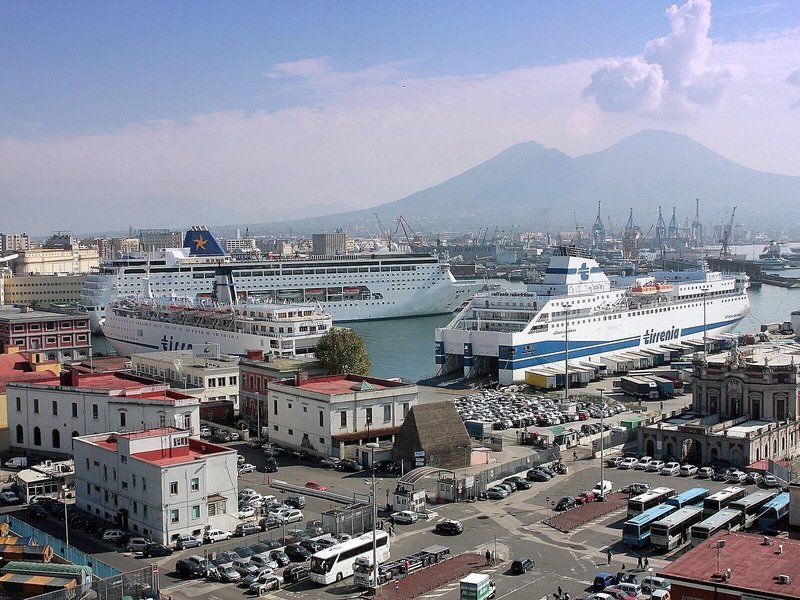 Hotel Bella Napoli Suites