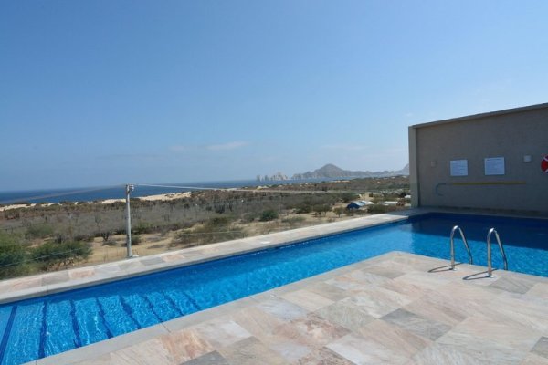 Holiday Inn Express Cabo San Lucas