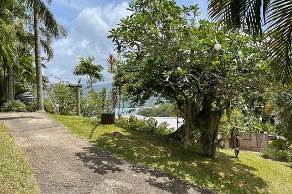 Anse Soleil Resort