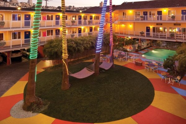 Hotel Del Sol