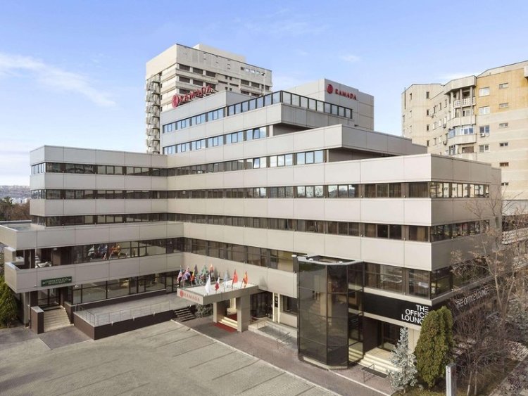 Ramada City Center