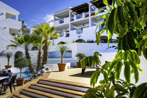 Apartamentos Albatros