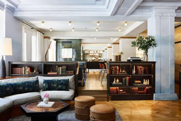 Revival Hotel