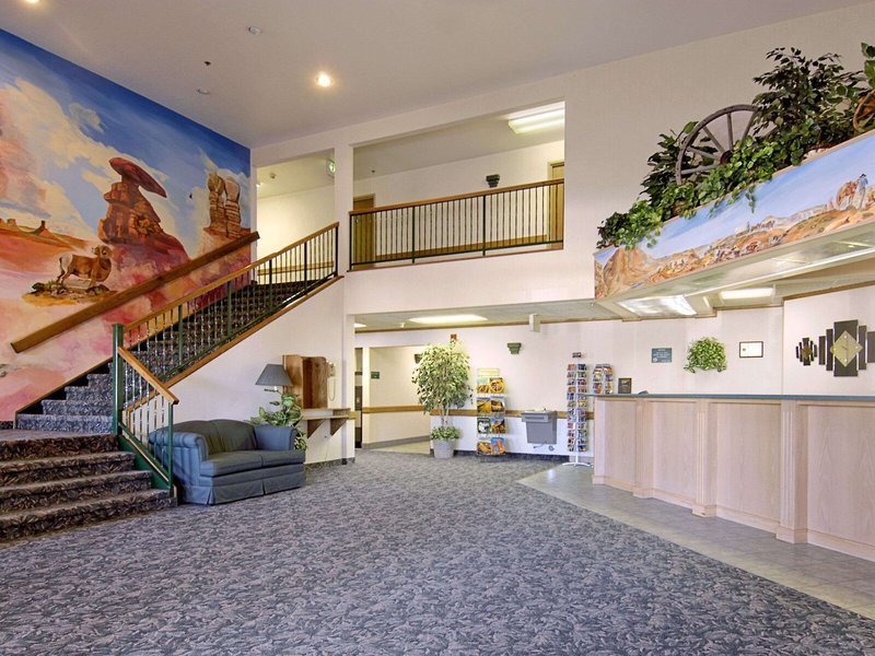 Super 8 Blanding