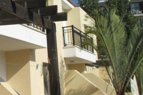 Byreva Apartments