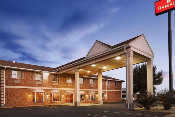 Ramada Sioux City