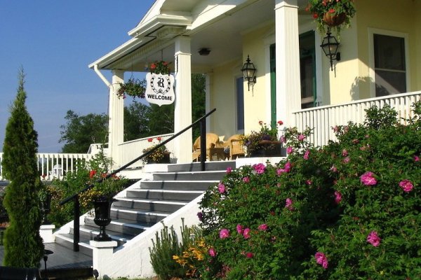 Rossmount Inn