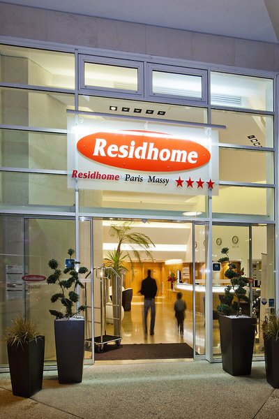 Residhome Appart Hotel Paris-Massy