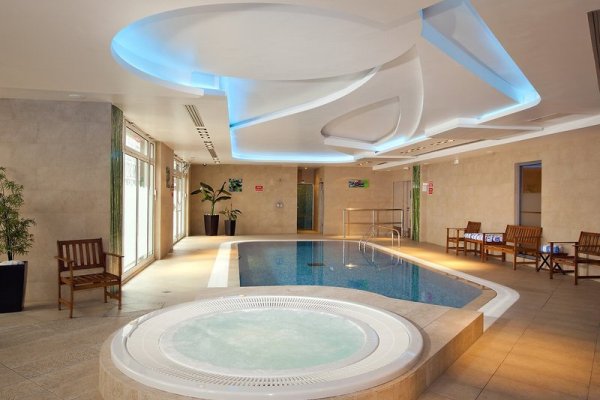 Residhome Appart Hotel Paris-Massy