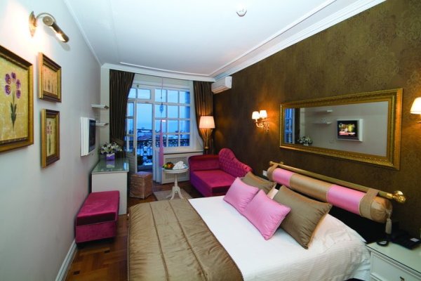 Avicenna Hotel