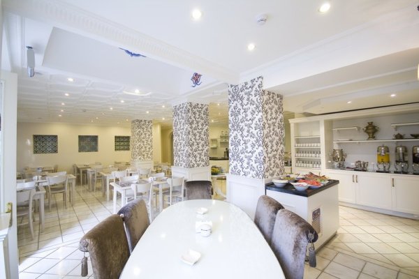 Avicenna Hotel
